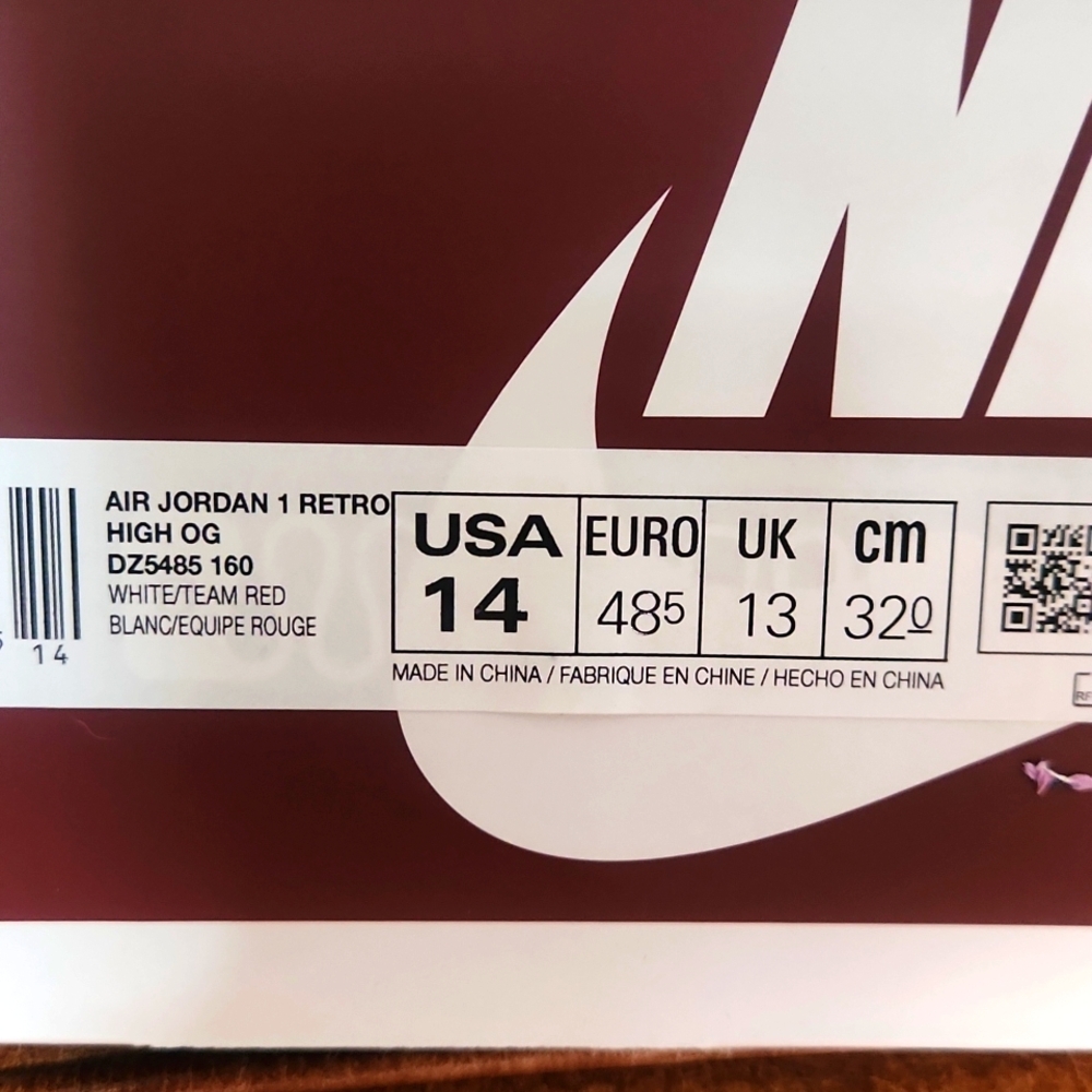 AUTH- NEW‼️ Air JORDAN 1 Retro, Nike Men's Burgundy and White High OG - Picture 7 of 7